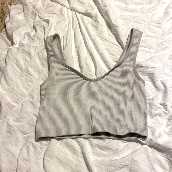 white tank - Picture 1 of 1